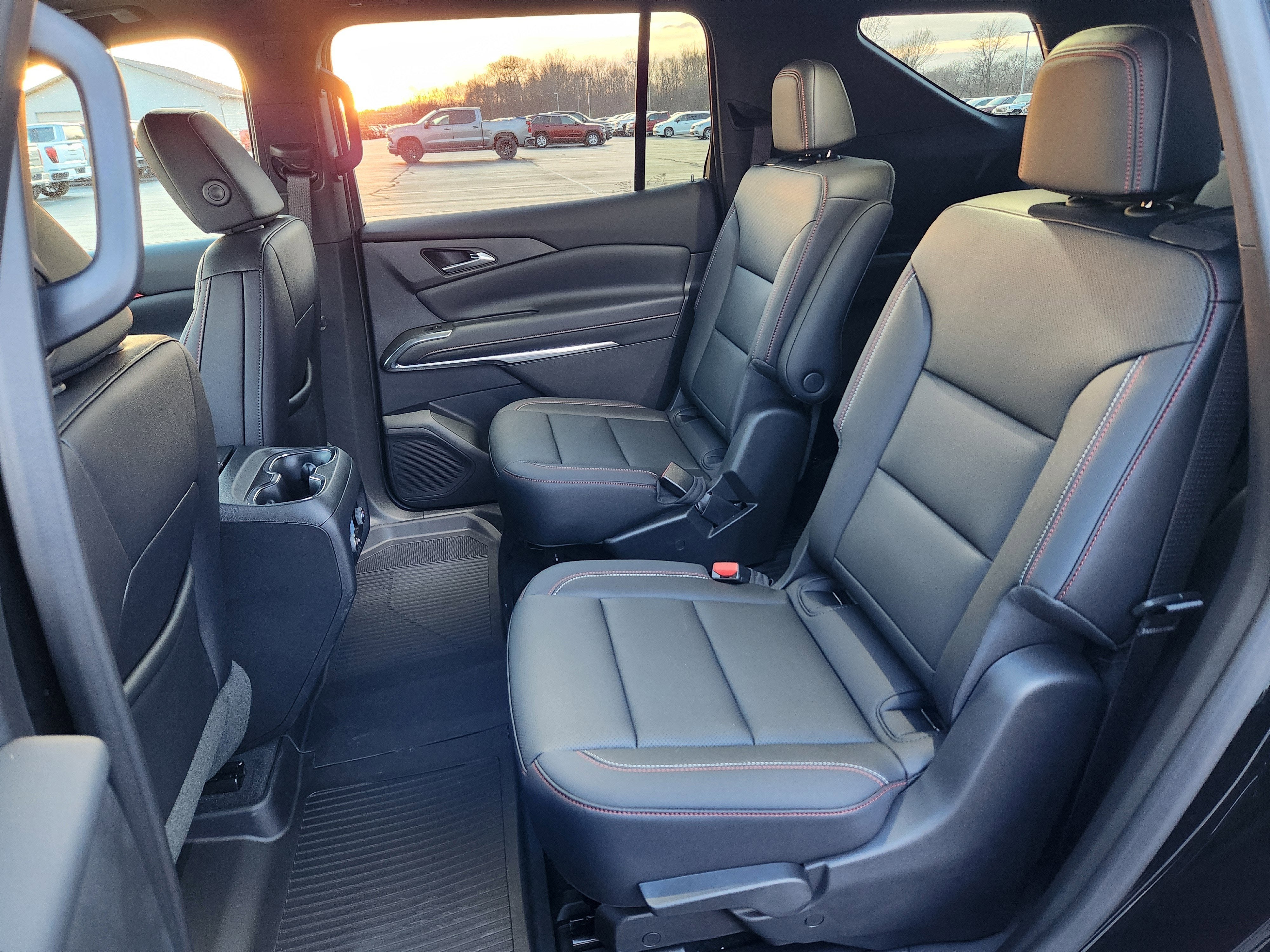 2025 Chevrolet Traverse Z71