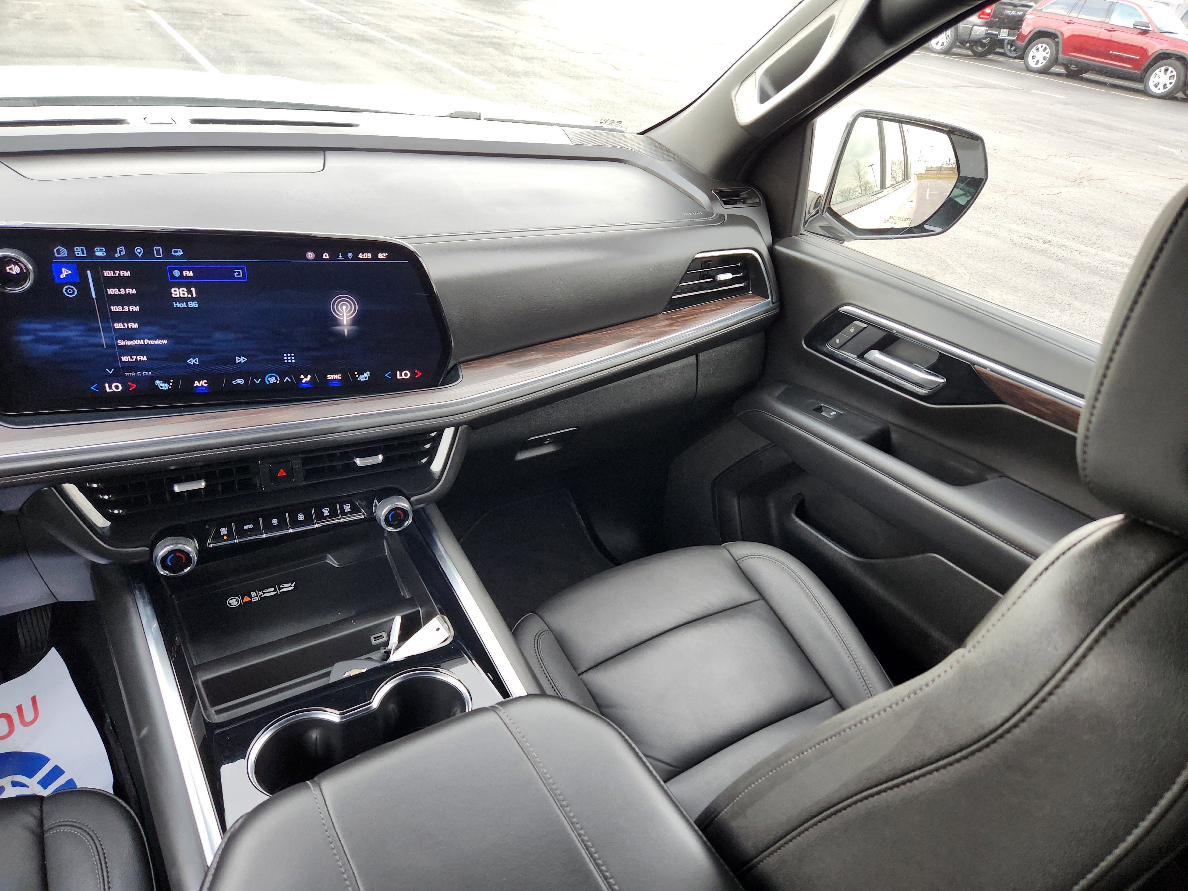 2025 Chevrolet Suburban Z71