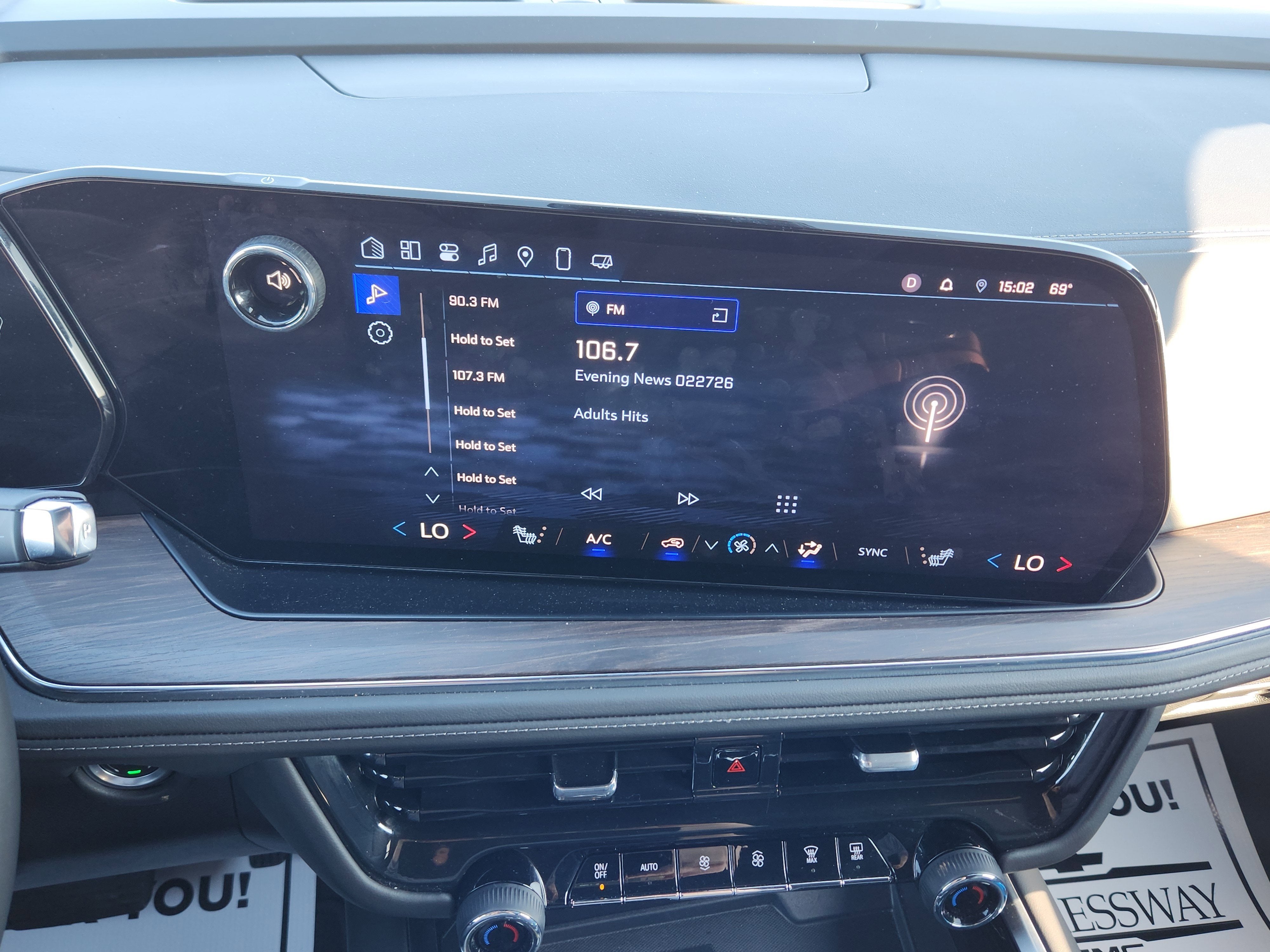 2025 Chevrolet Suburban Z71