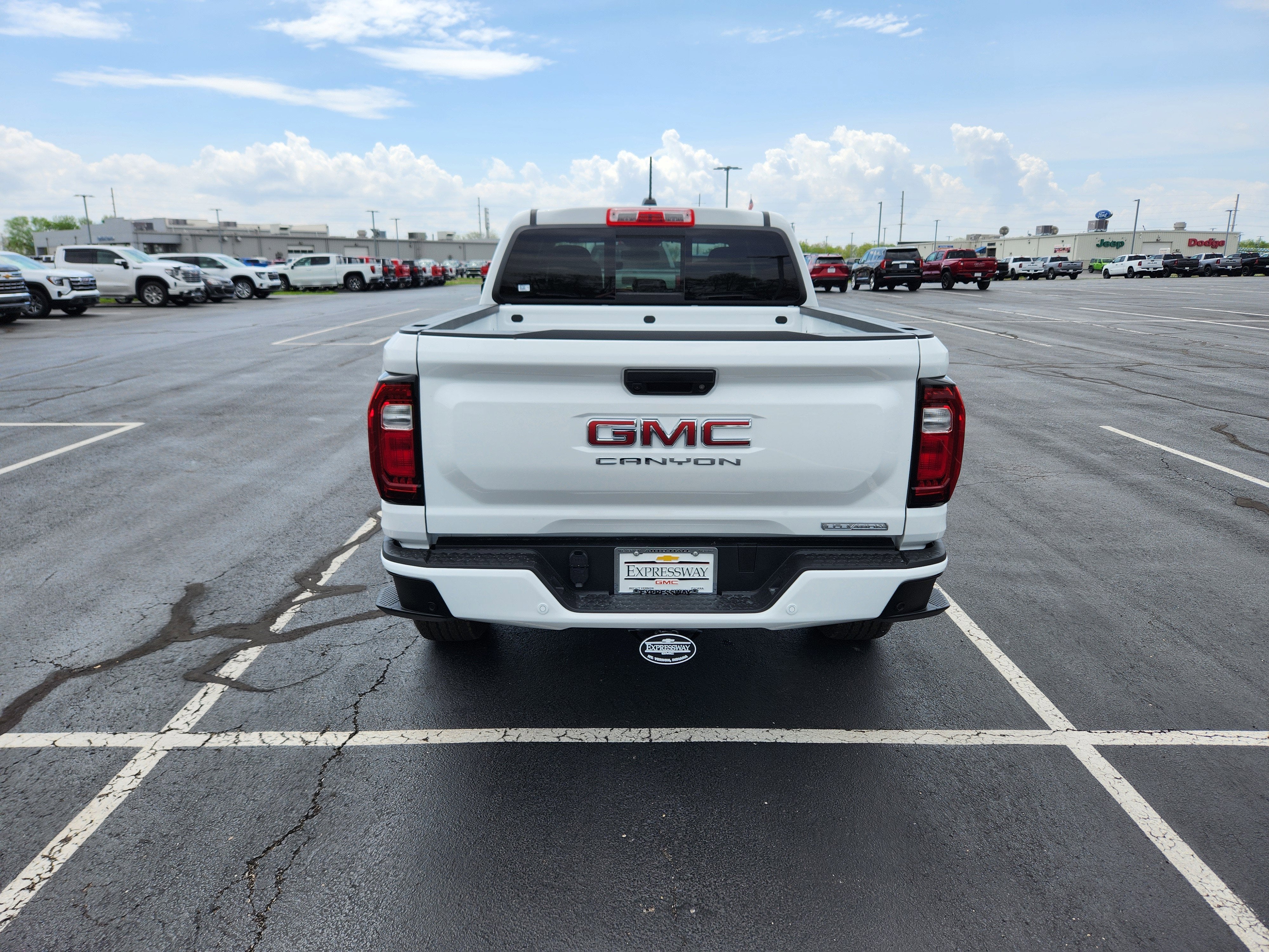 2025 GMC Canyon Elevation