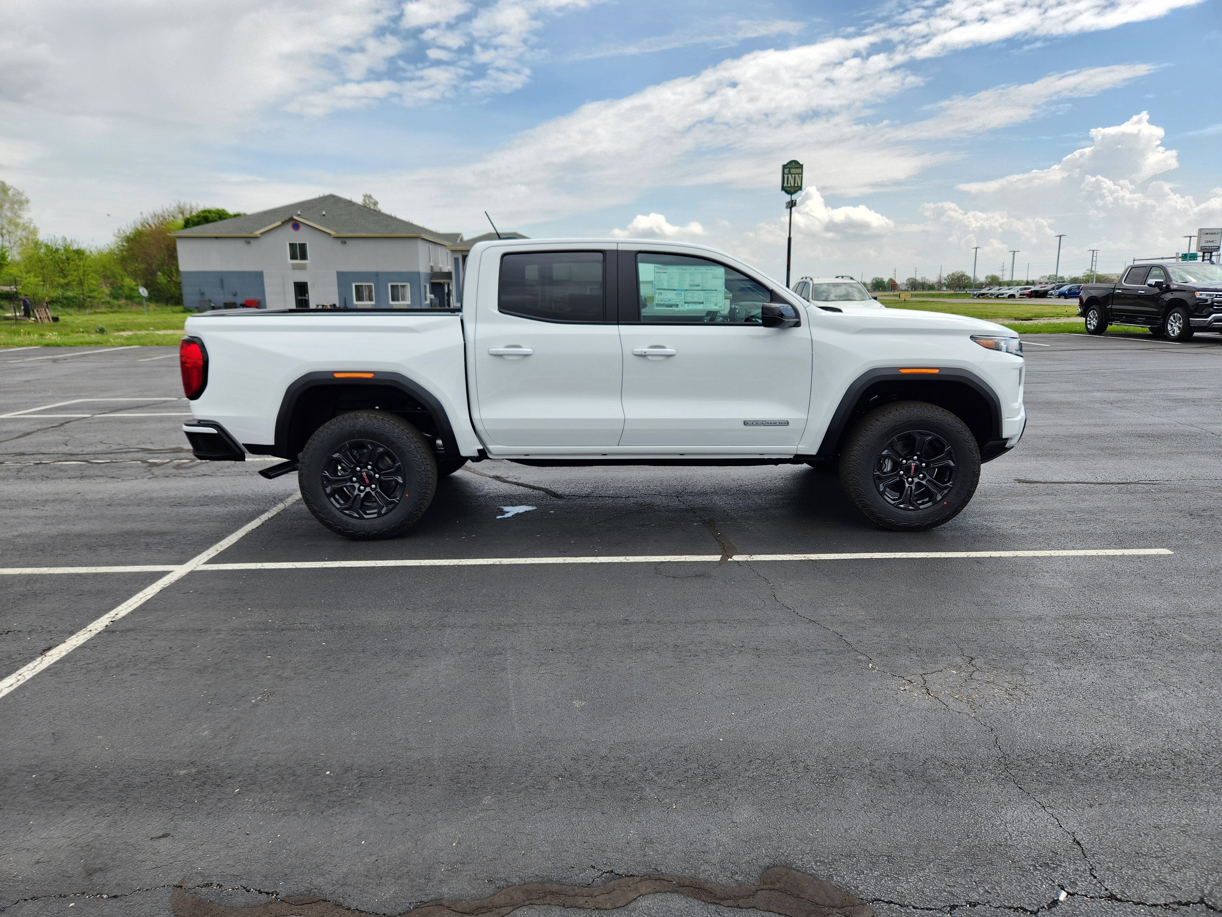 2025 GMC Canyon Elevation