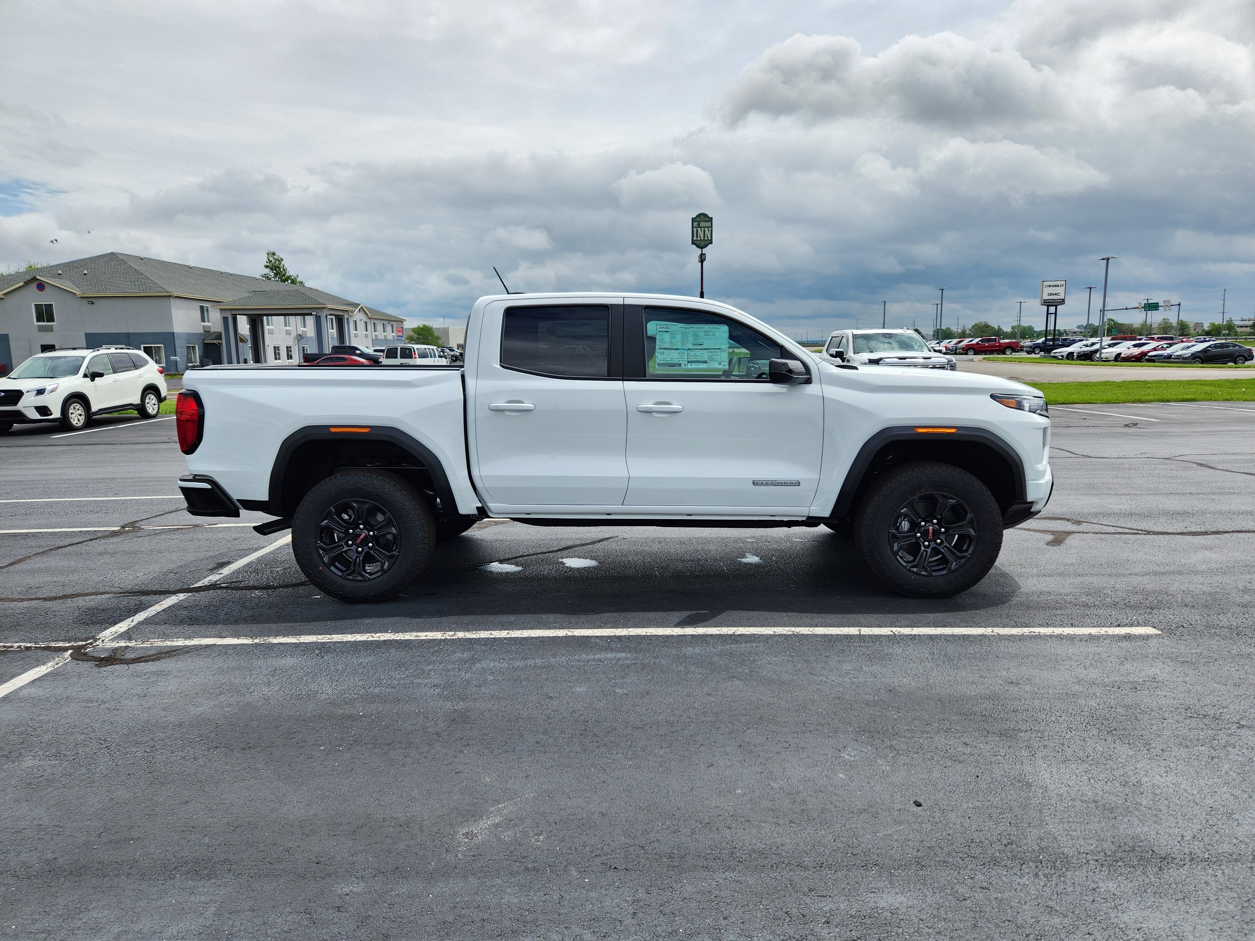 2025 GMC Canyon Elevation
