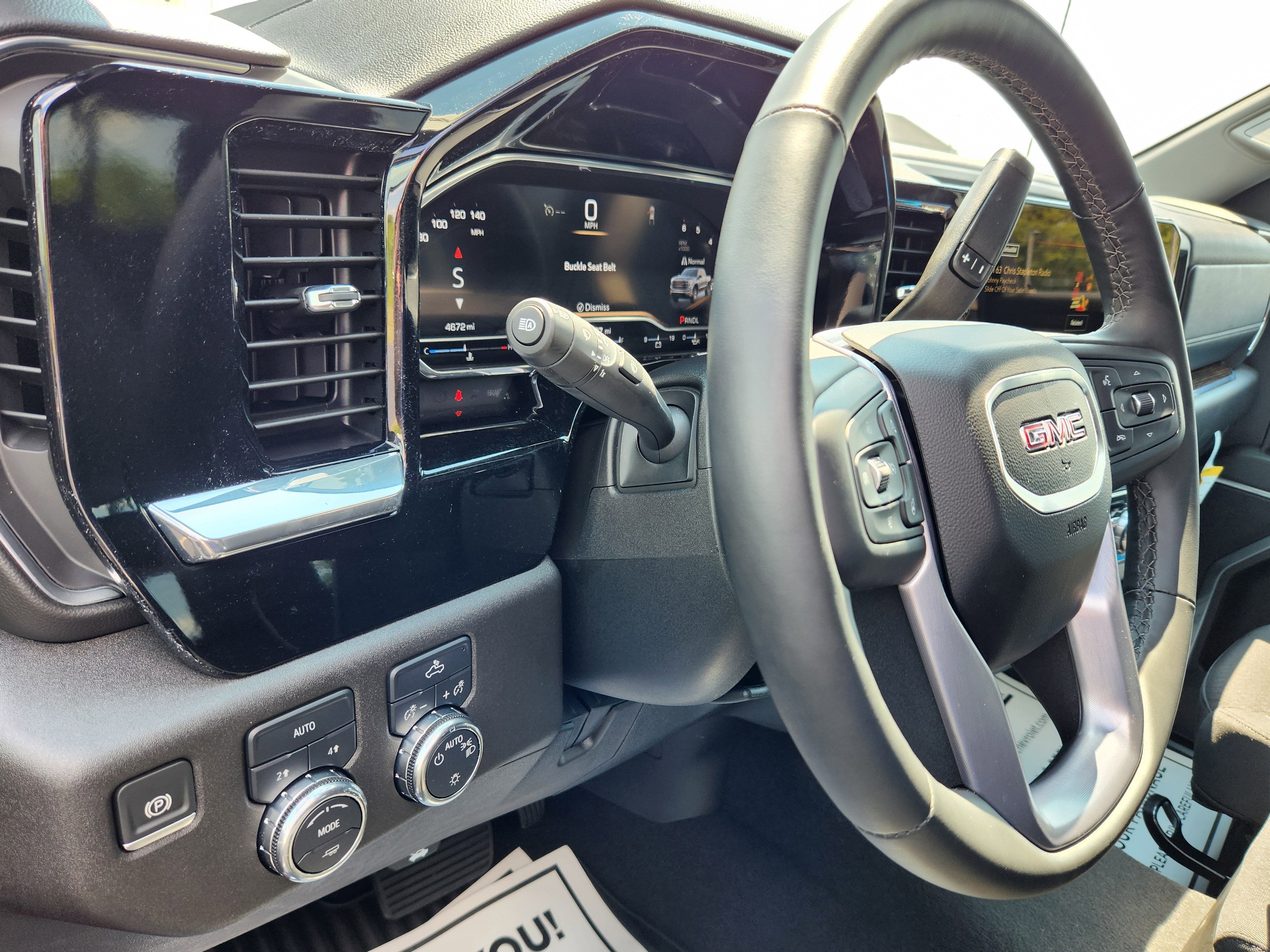 2025 GMC Sierra 1500 SLE