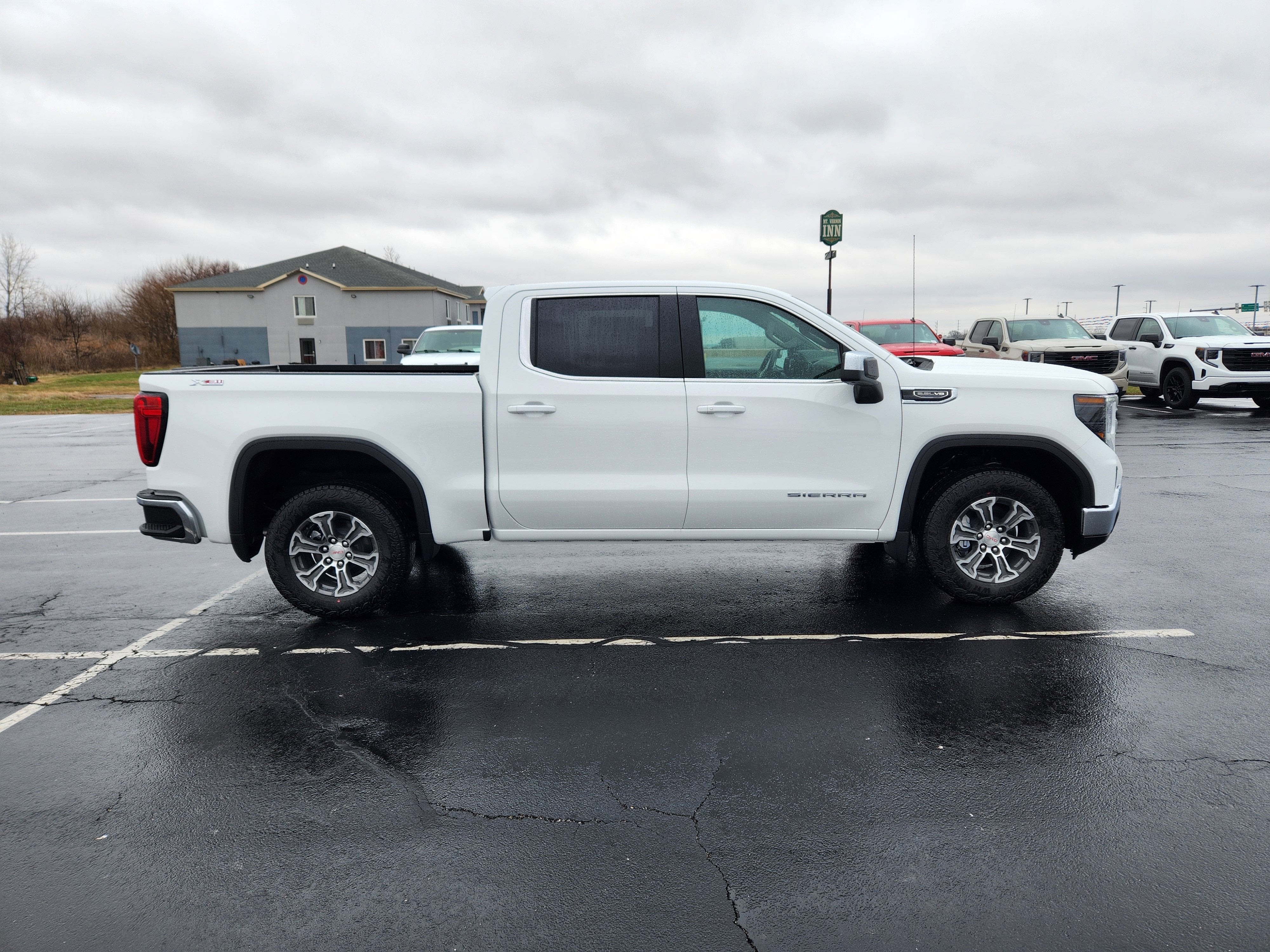 2026 GMC Sierra 1500 SLE