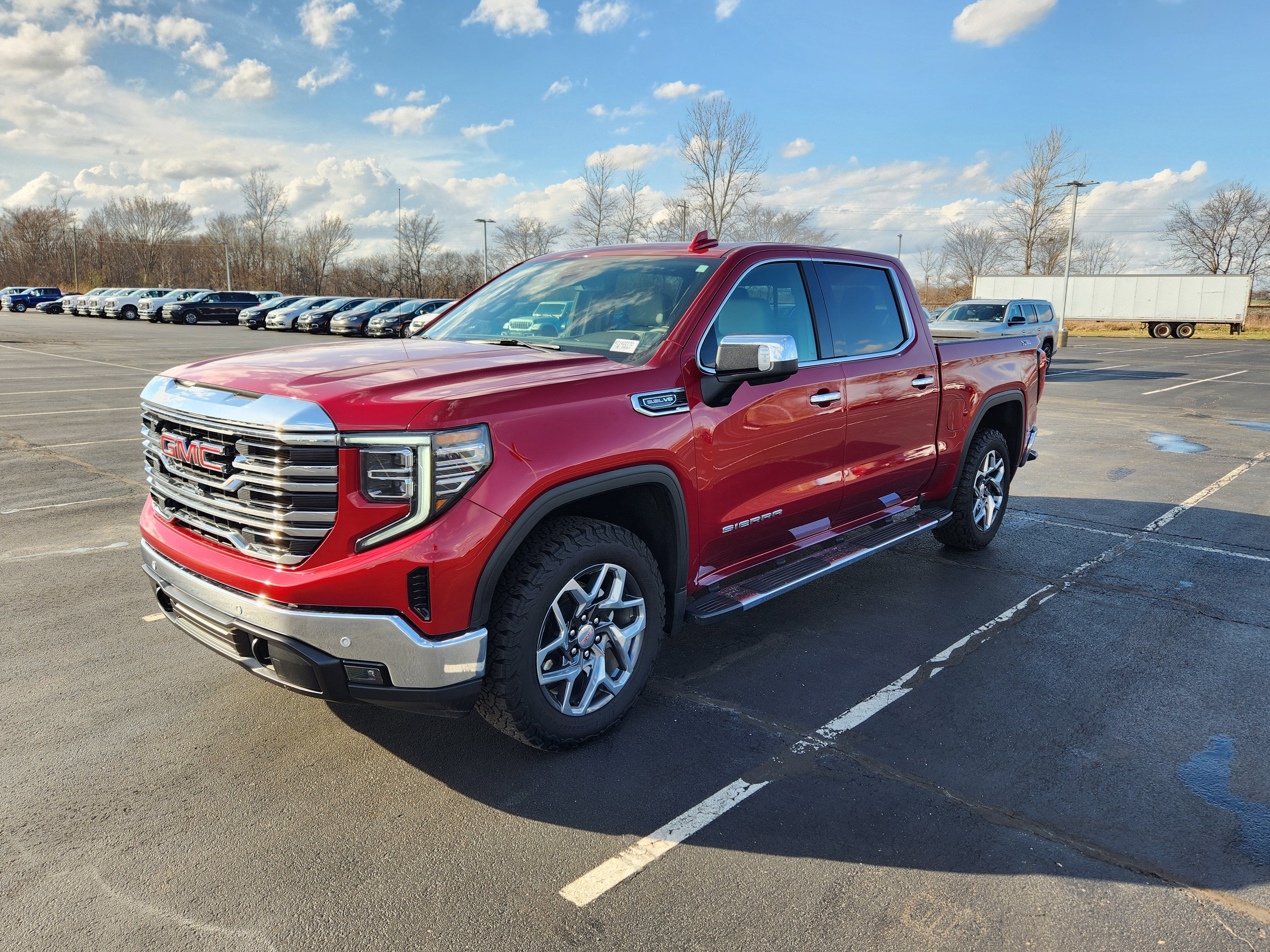 2024 GMC Sierra 1500 SLT