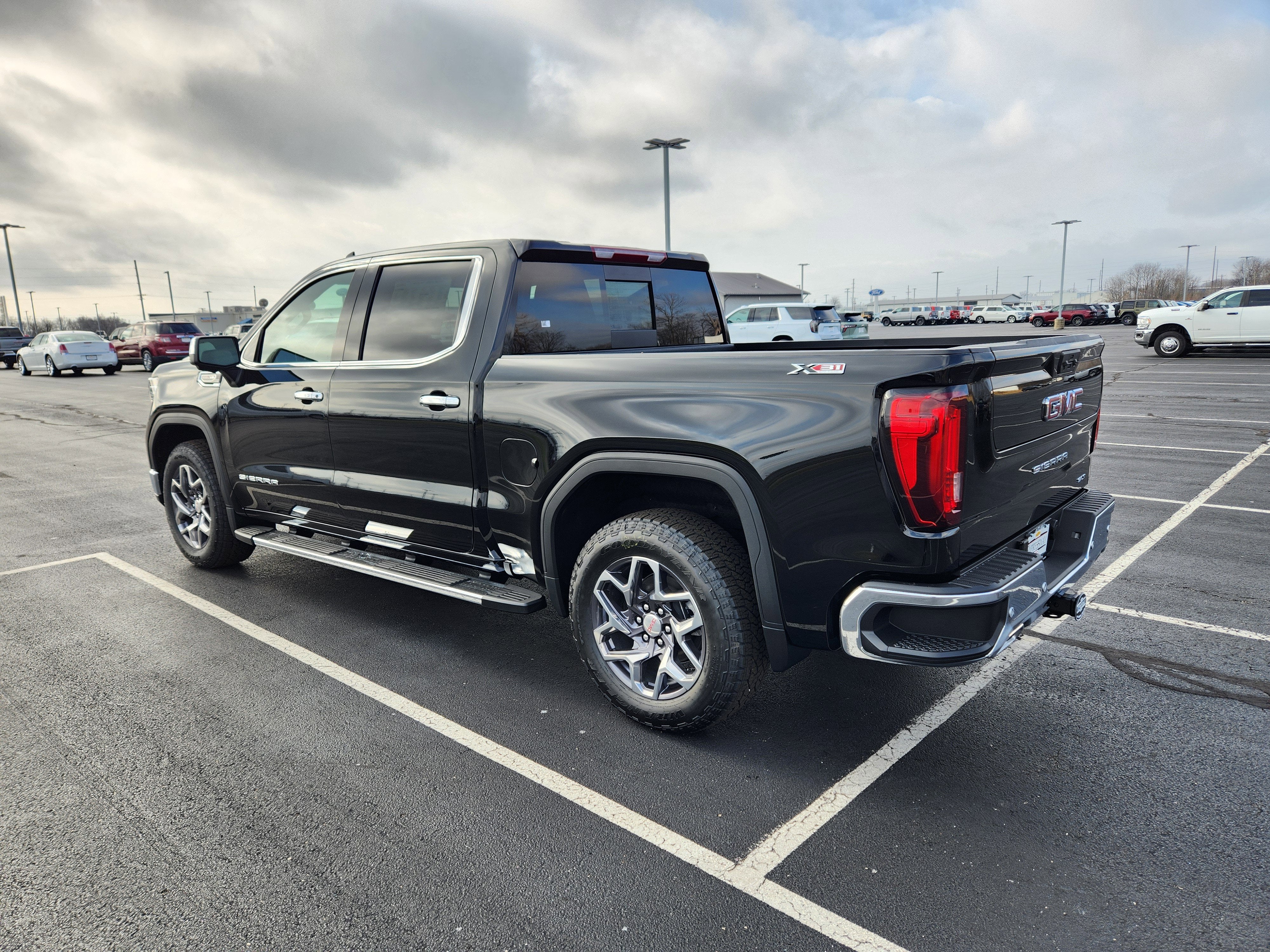 2026 GMC Sierra 1500 SLT
