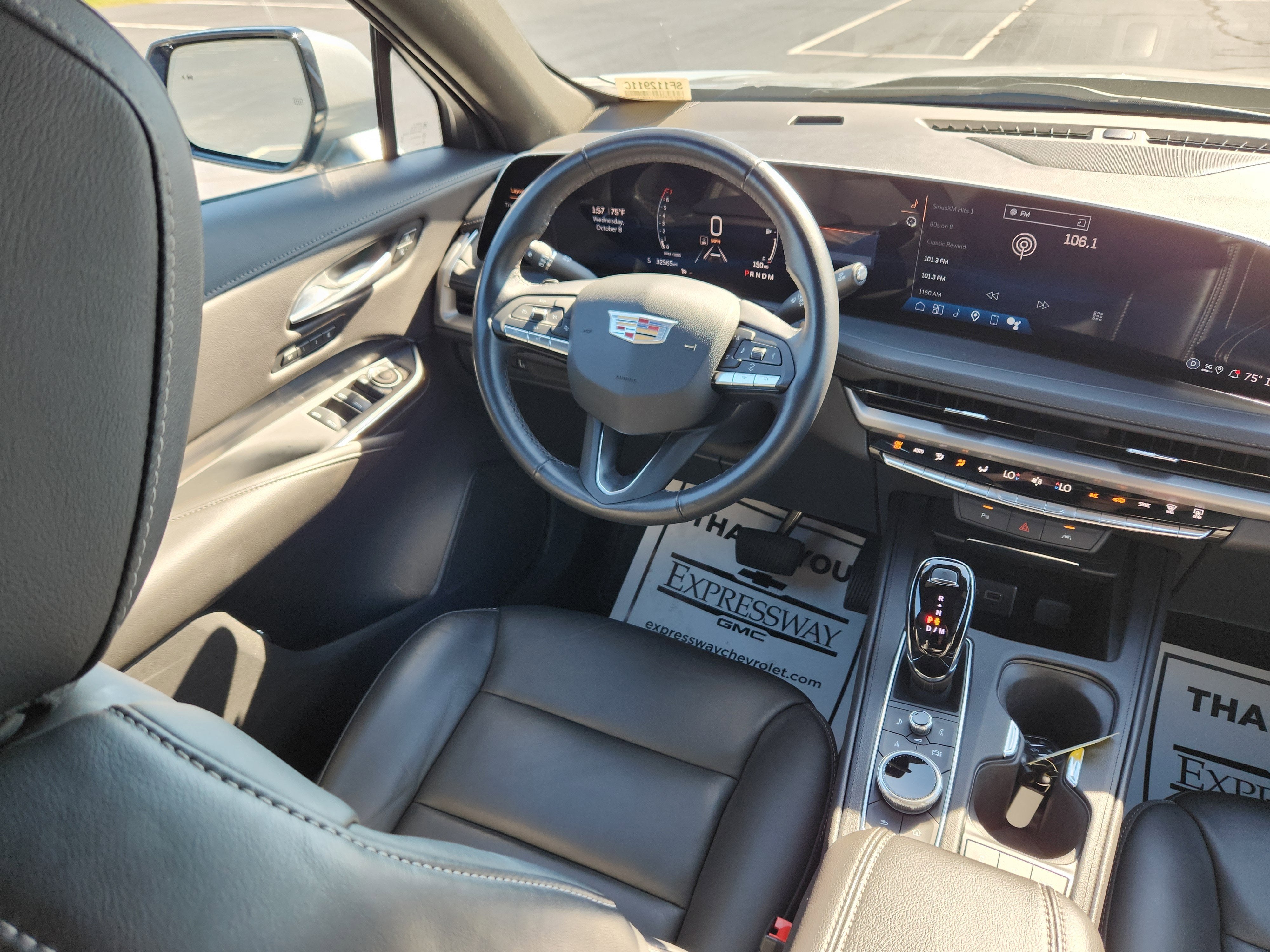 2025 Cadillac XT4 Premium Luxury