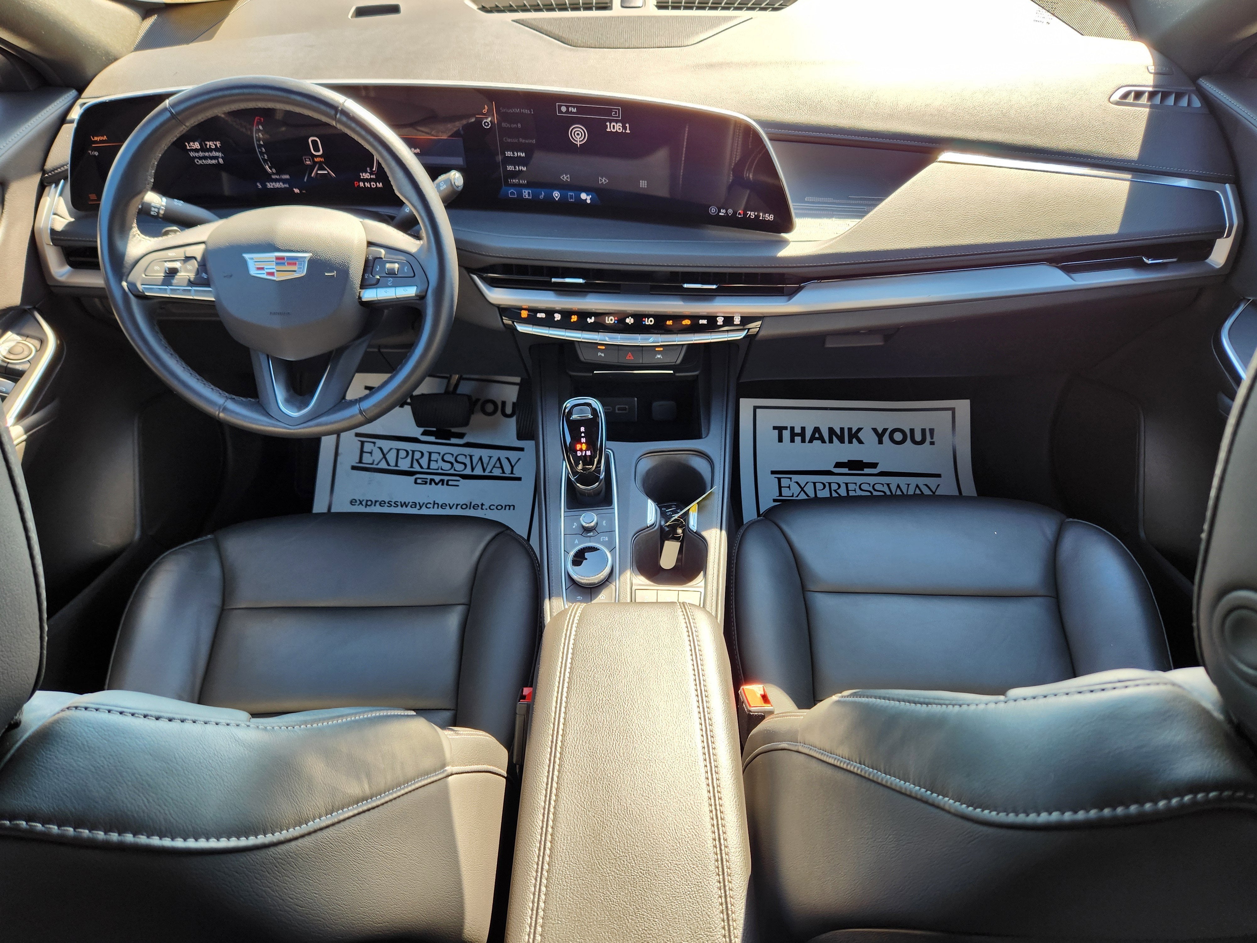 2025 Cadillac XT4 Premium Luxury