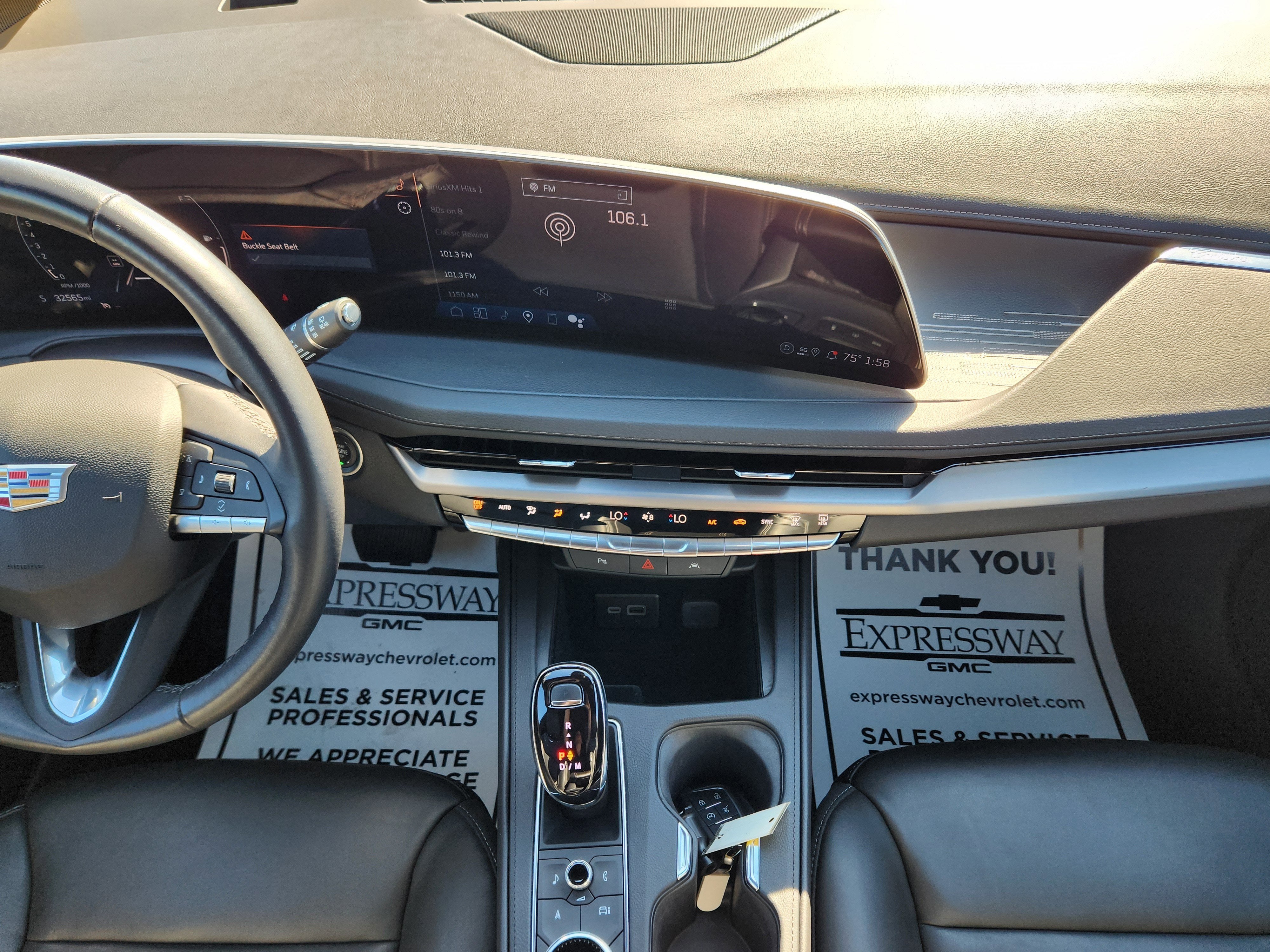 2025 Cadillac XT4 Premium Luxury