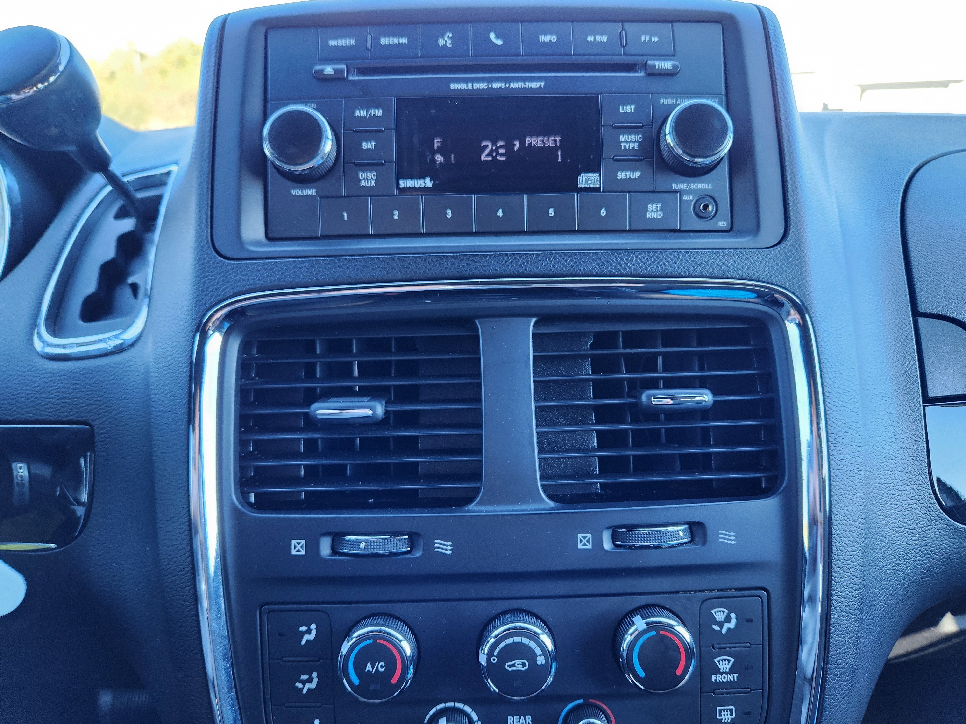 2015 Dodge Grand Caravan SE Plus