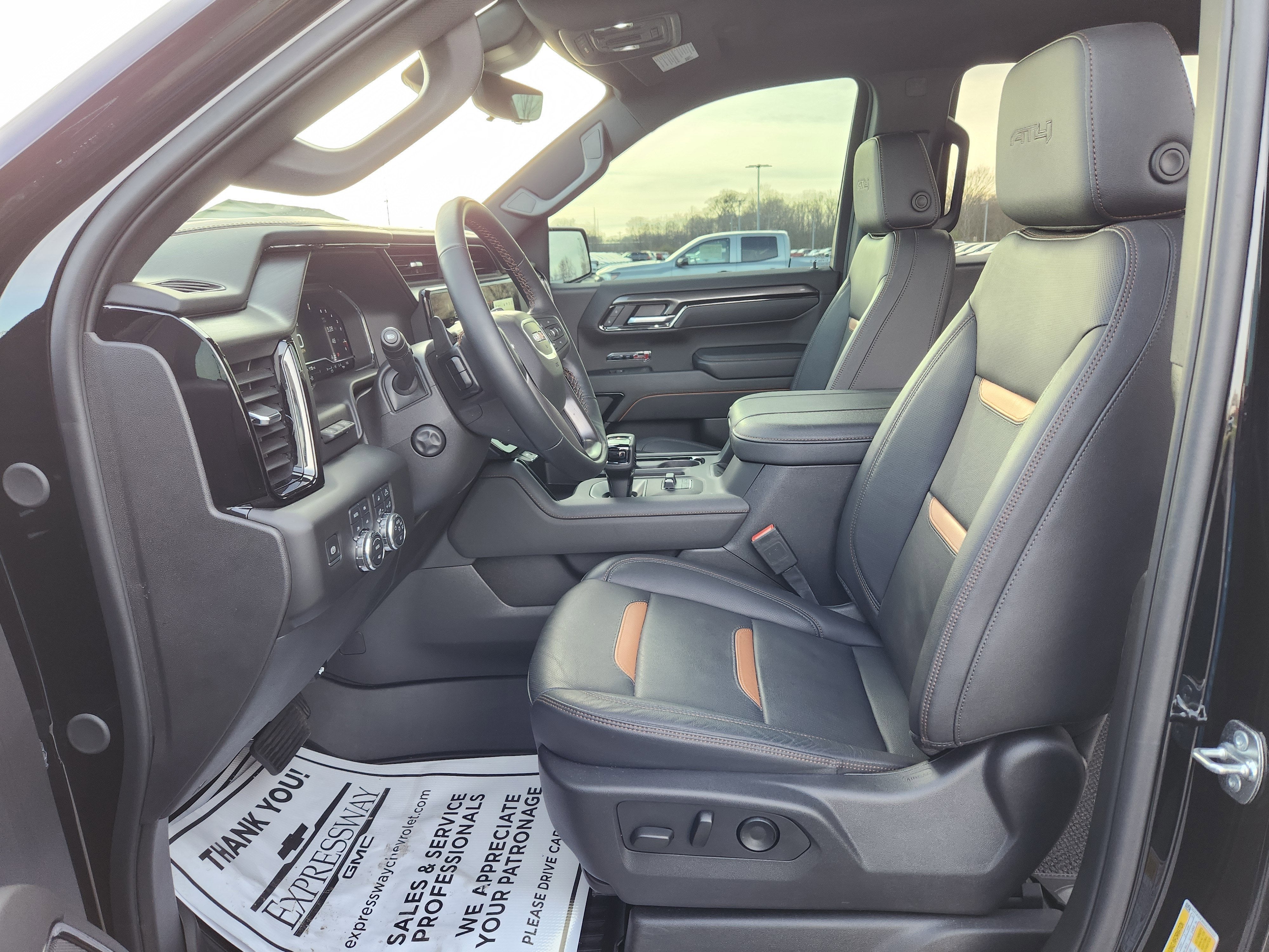 2025 GMC Sierra 1500 AT4