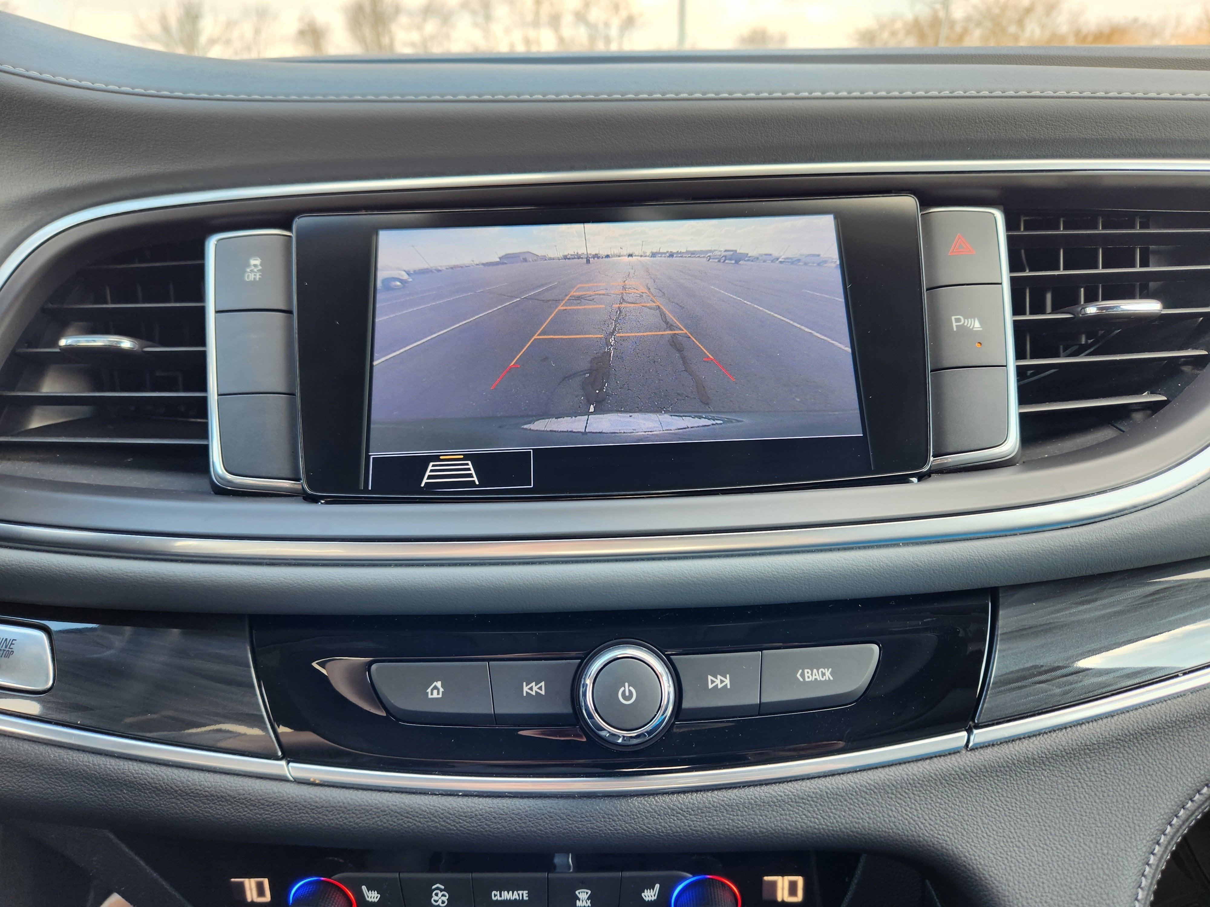 2020 Buick Enclave Essence