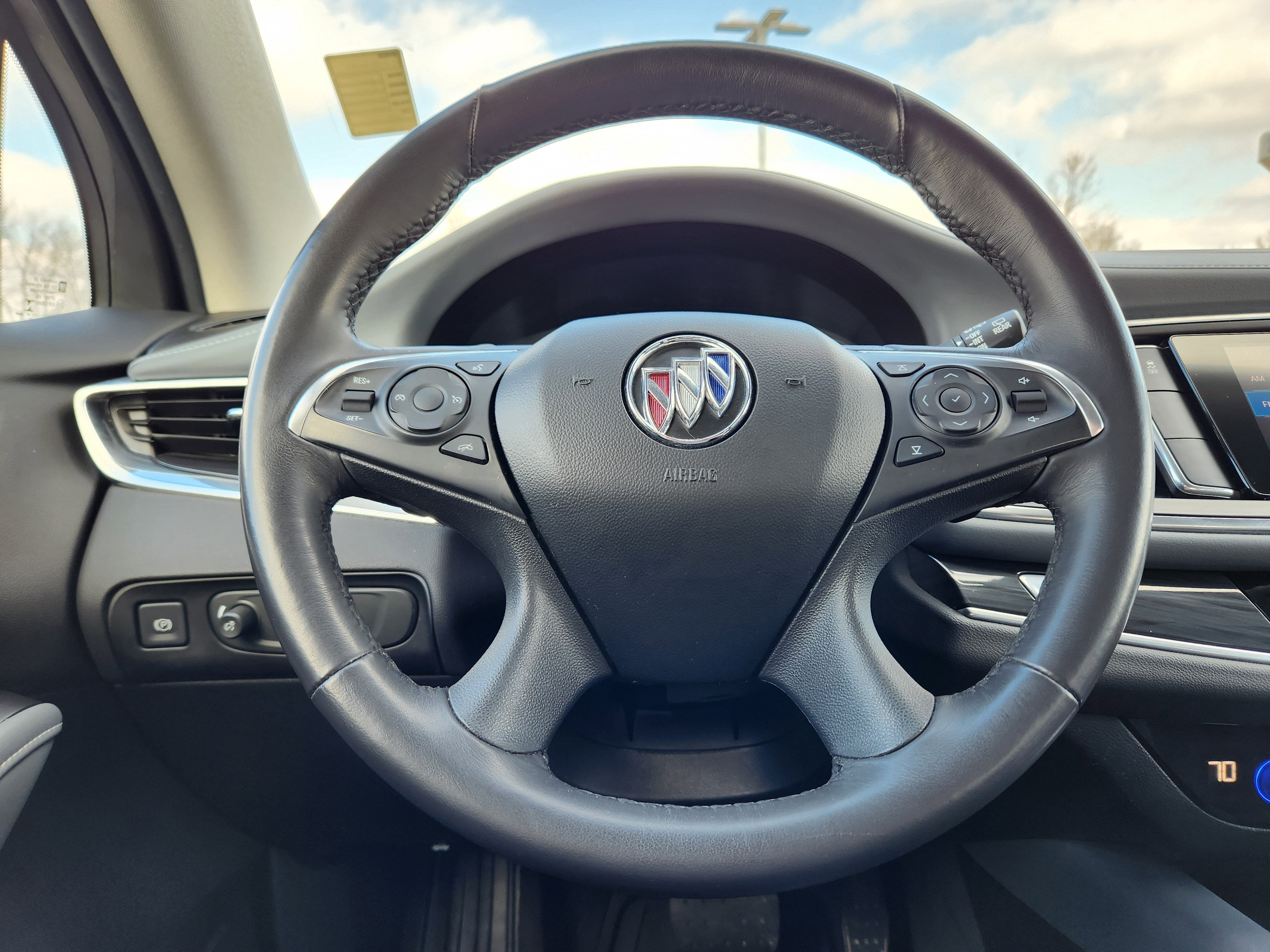 2020 Buick Enclave Essence