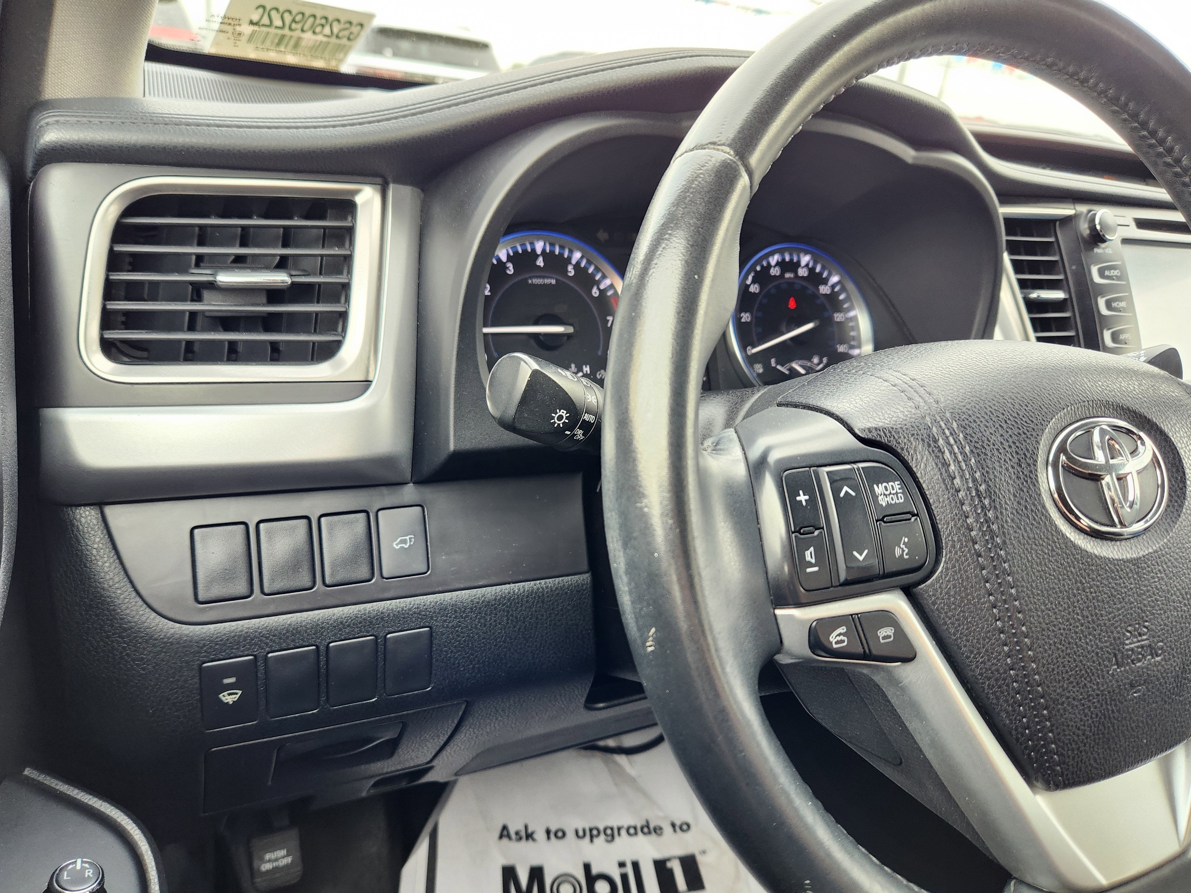 2016 Toyota Highlander XLE V6
