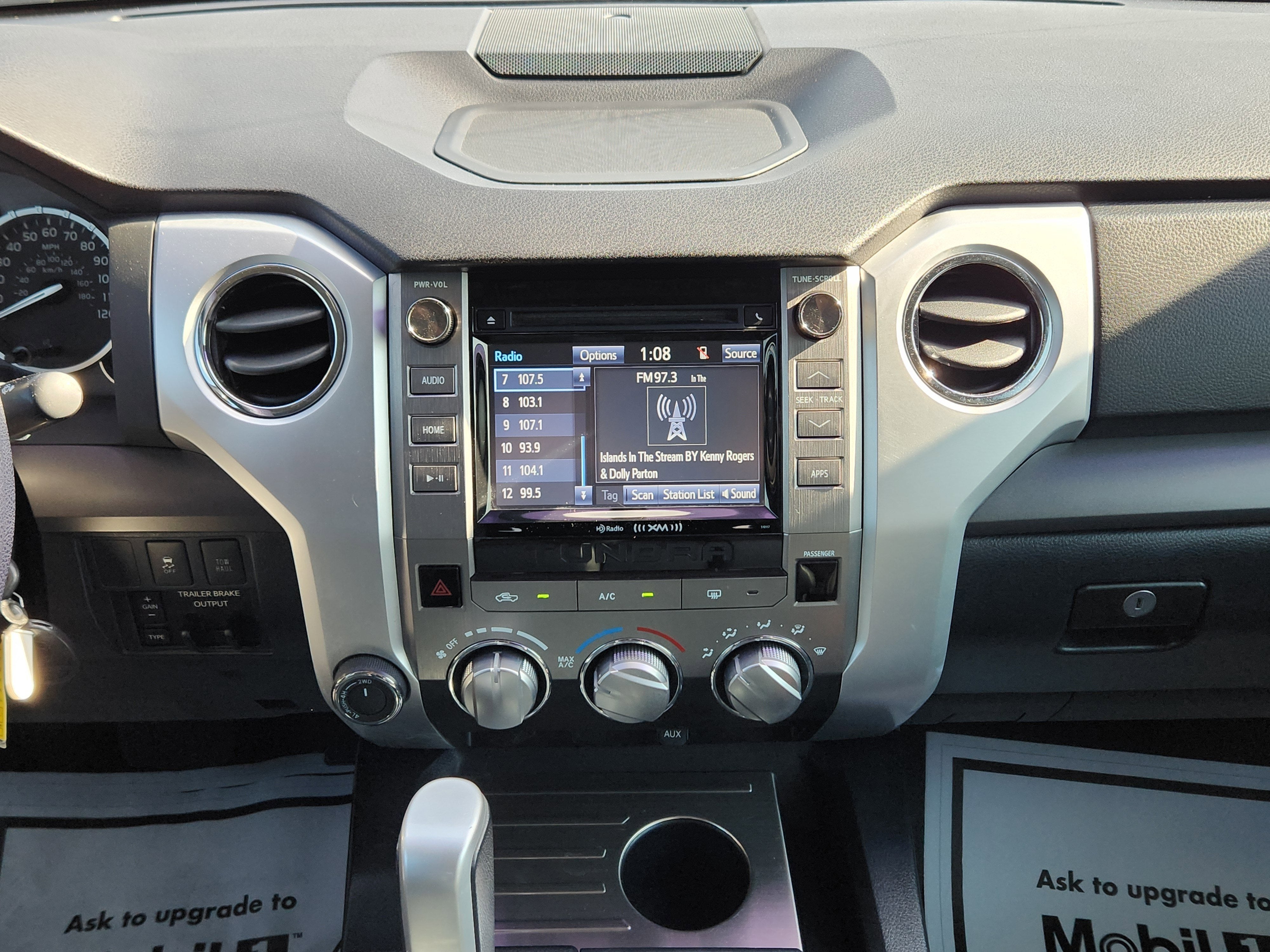 2016 Toyota Tundra SR5 5.7L V8