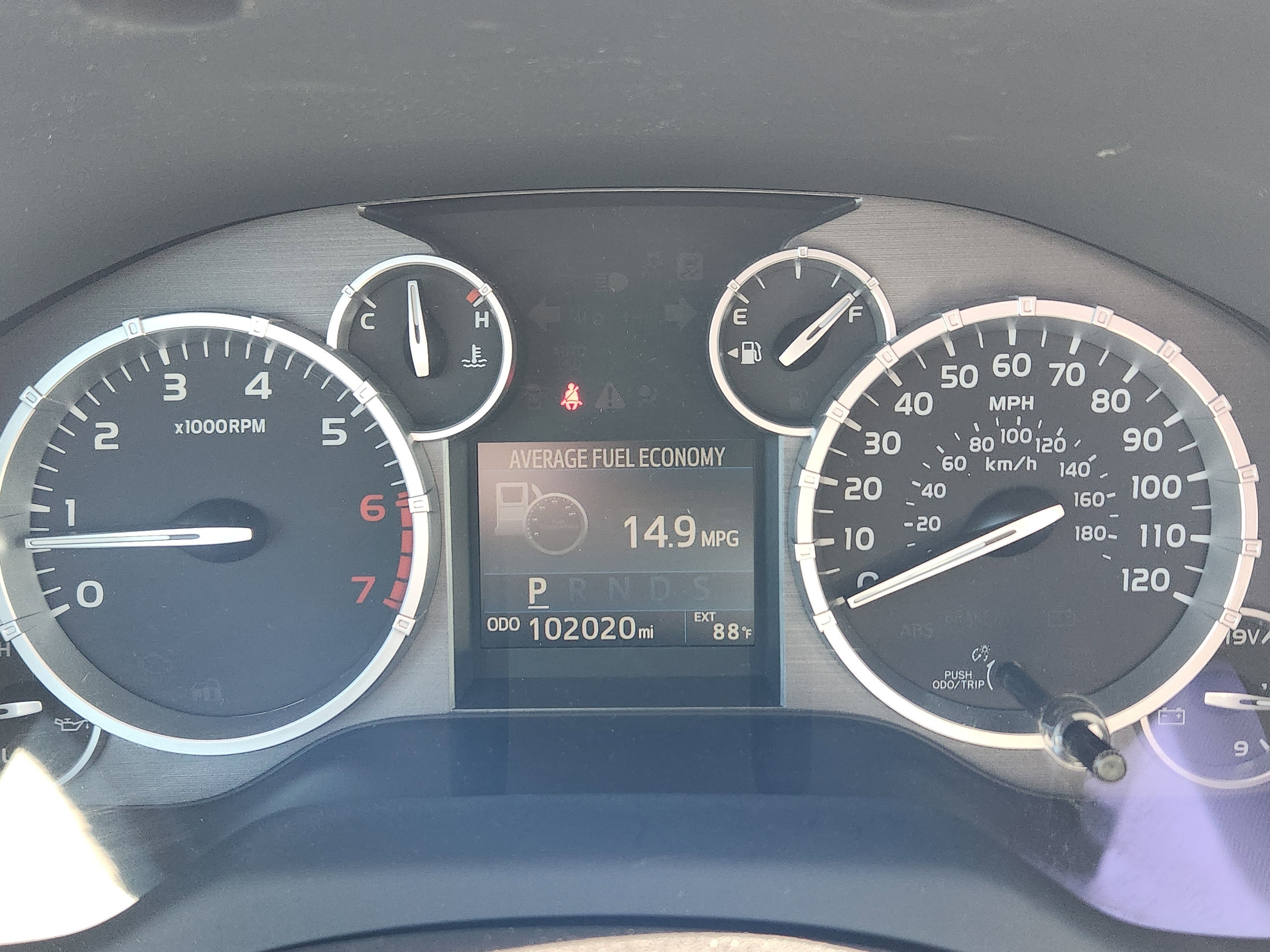 2016 Toyota Tundra SR5 5.7L V8